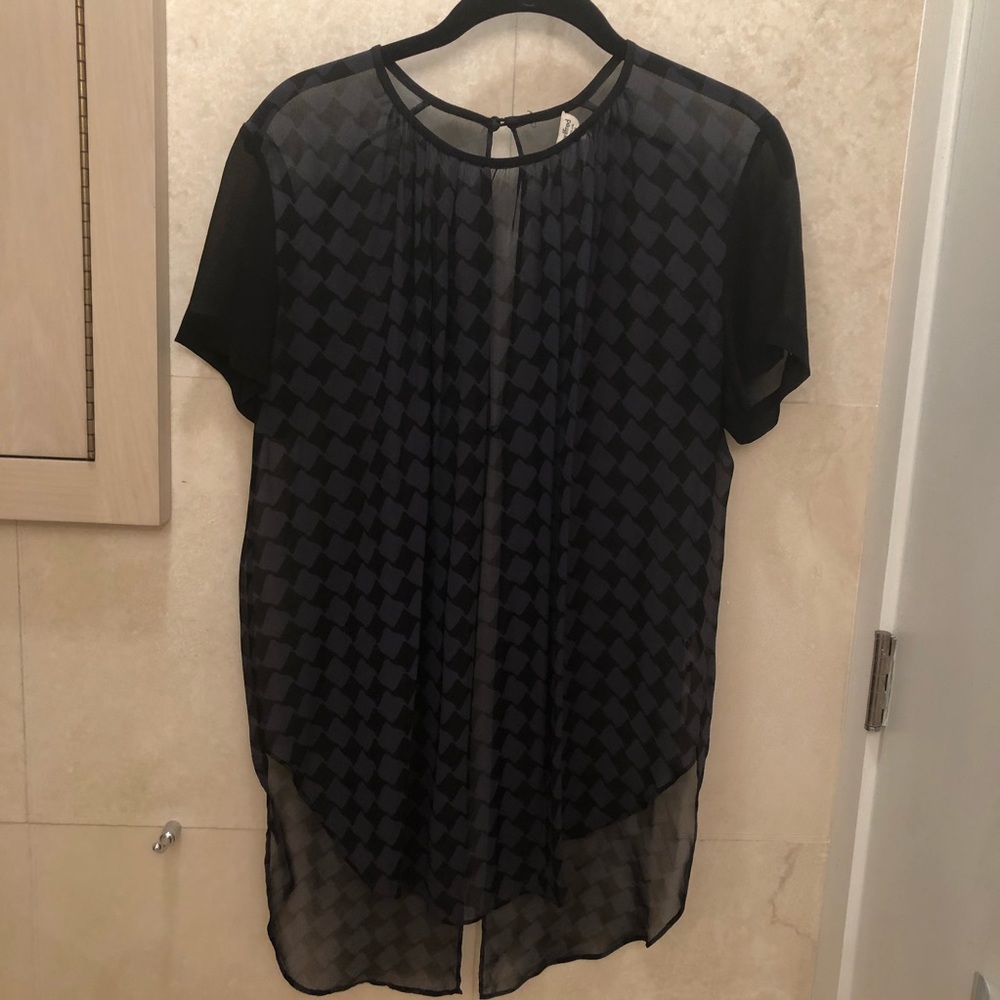 Wilfred button back top